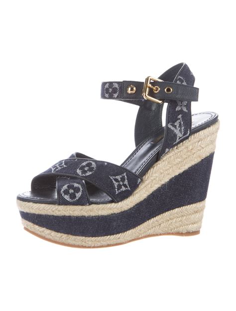 pantofole louis vuitton collezione|Louis Vuitton wedge sandals.